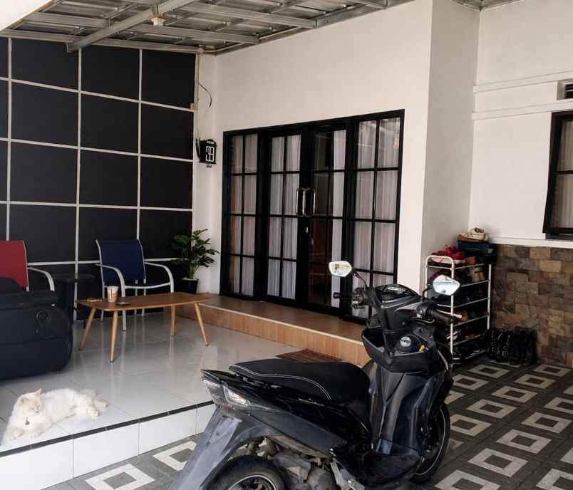 rumah second terawat di taman sari persada bogor