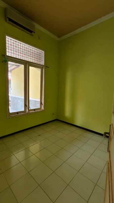 rumah siap huni 1 m di perumahan jambangan