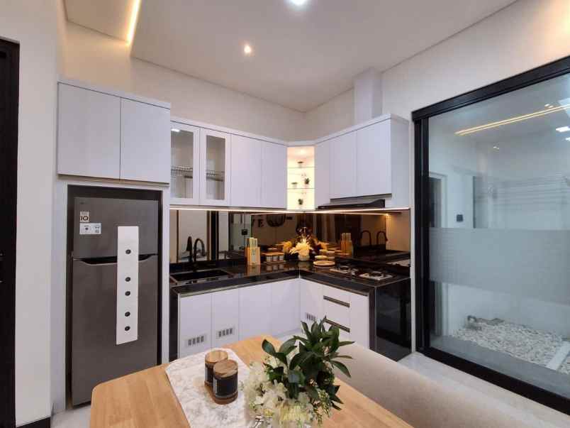 rumah siap huni ala cafe semi furnished di jogja utara