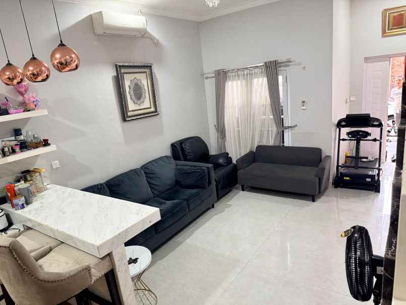 rumah siap huni bebas banjir di kramat jati jaktim