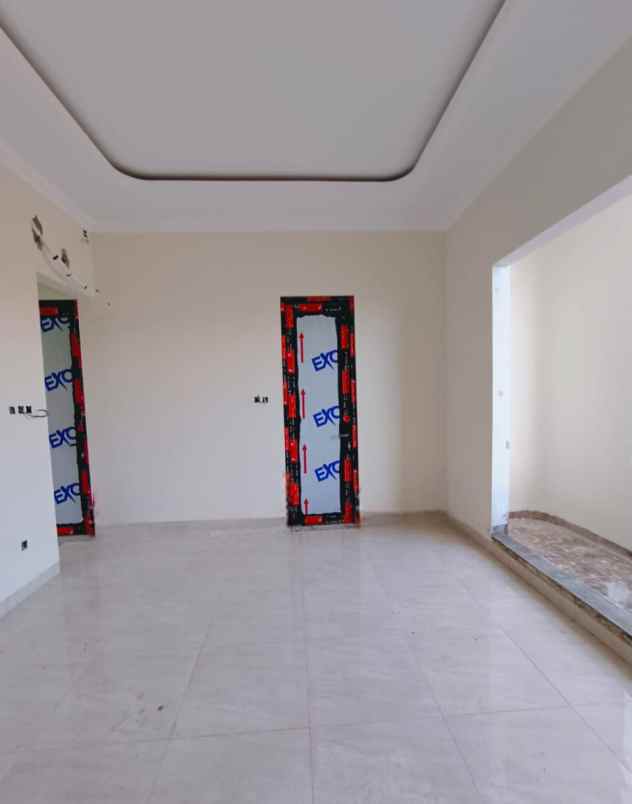 rumah siap huni di kelapa dua kebon jeruk jakbar