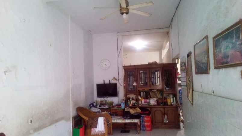 rumah siap huni di komplek pondok kelapa jakarta timur