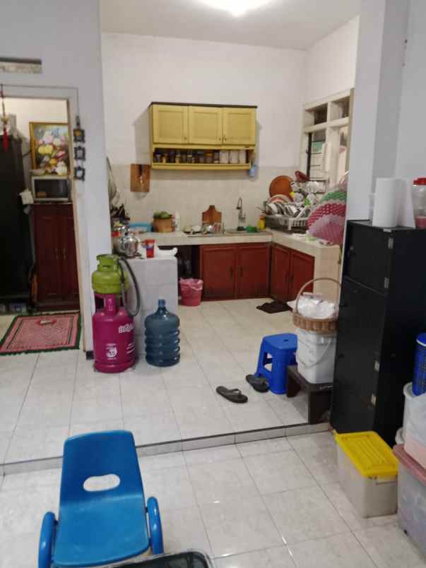 rumah siap huni di medokan asri area rungkut