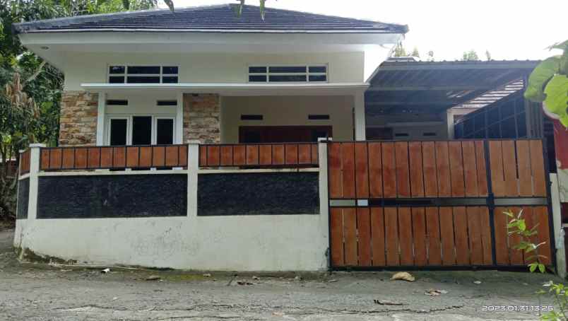 rumah siap huni hanya 7 menit dari umy yogyakarta