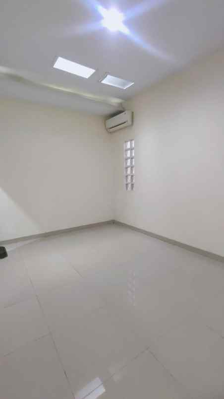 rumah siap huni rapih terawat di griyaloka bsd