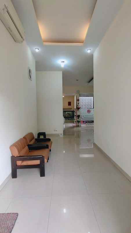 rumah siap huni rapih terawat di griyaloka bsd