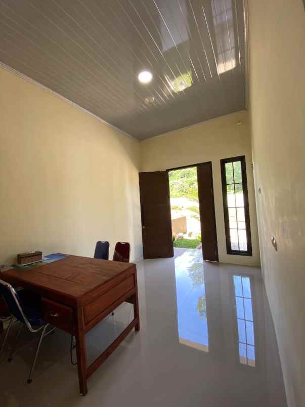 rumah strategis asri nyaman dan modern di tangerang