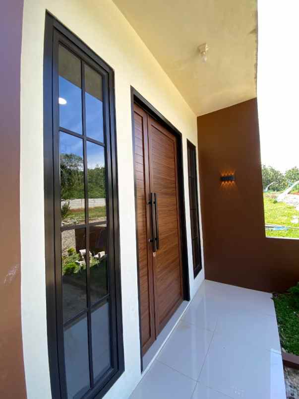 rumah strategis asri nyaman dan modern di tangerang