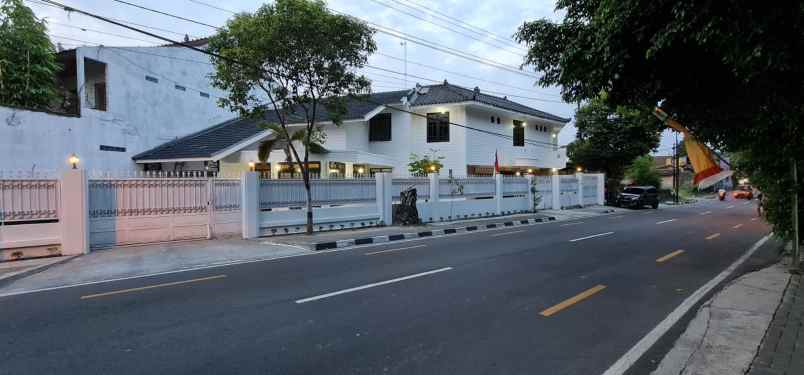 rumah sultan di pusat kota jogja dekat balai kota