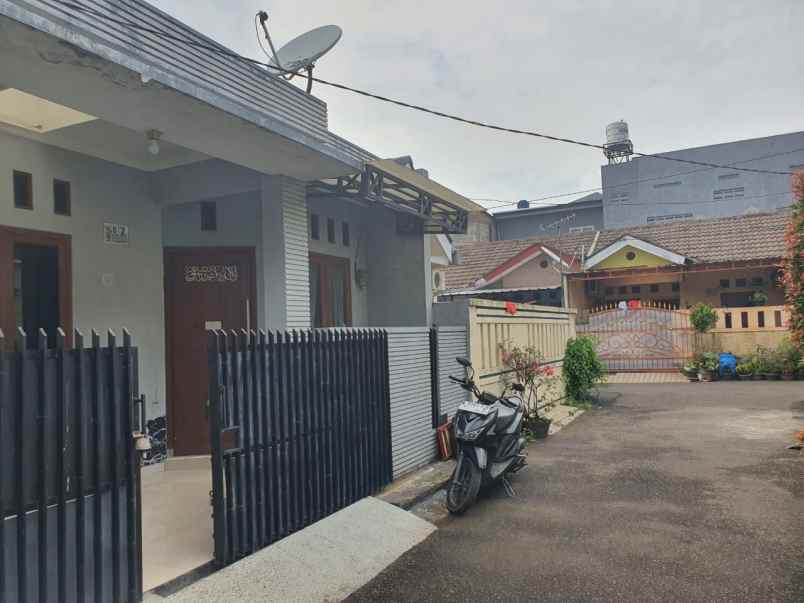 rumah terawat di jaka setia galxi kota bekasi