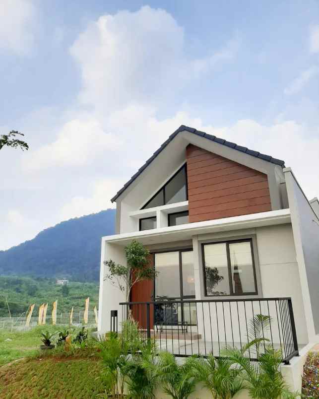 rumah view akses dan view pegunungan