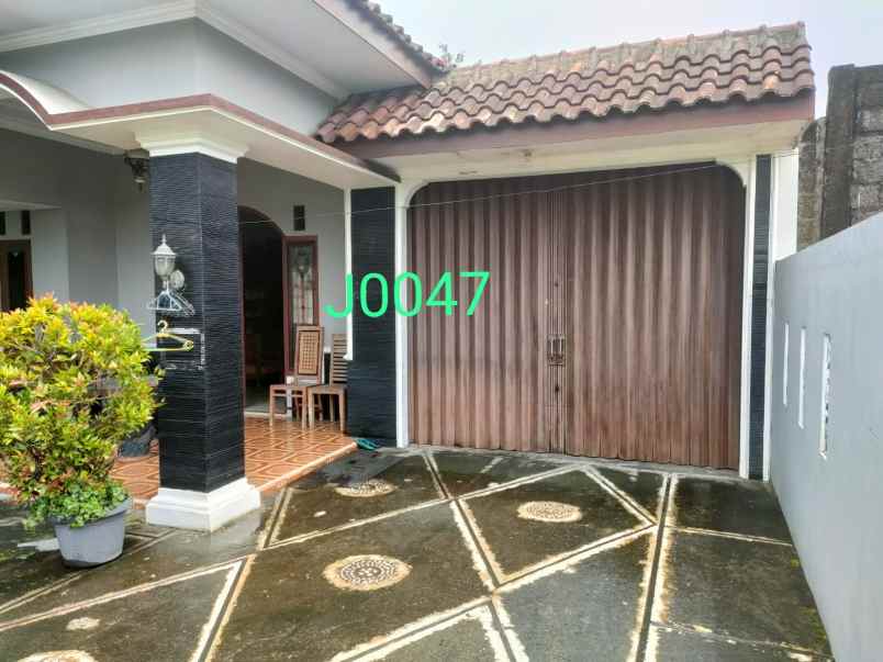 rumah view sawah sewon jogja lb 400 m2