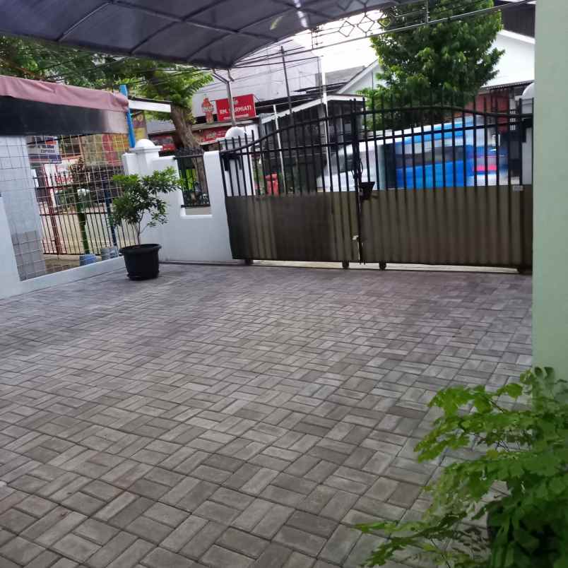 sewa rumah toko di cengkareng barat jakarta barat