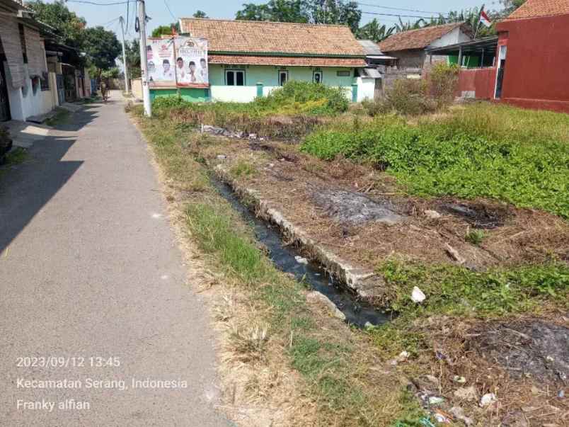 tanah 200 m di unyur serang dekat pasar lama