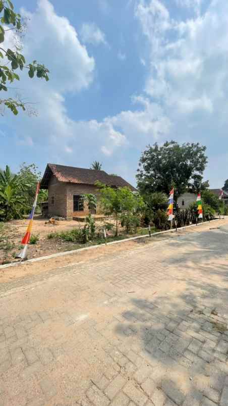 tanah komersial jati agung