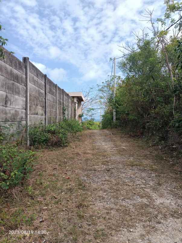 tanah zona pariwisata dekat pantai pandawa bali