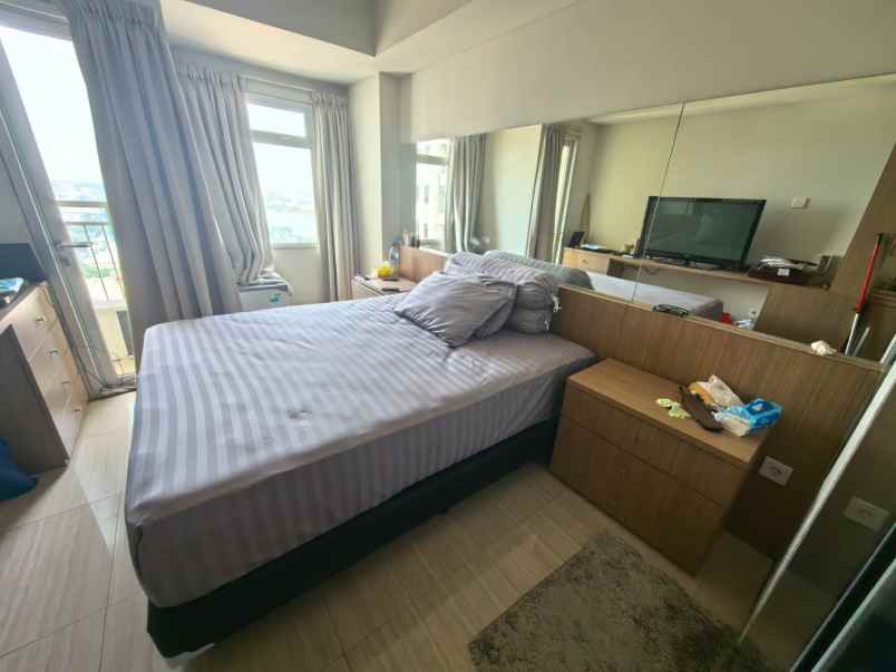 apartemen studio fully furnished greenlake sunter