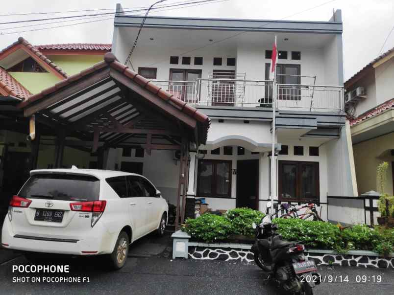 bu rumah tingkat gema pesona estate kawasan elit depok