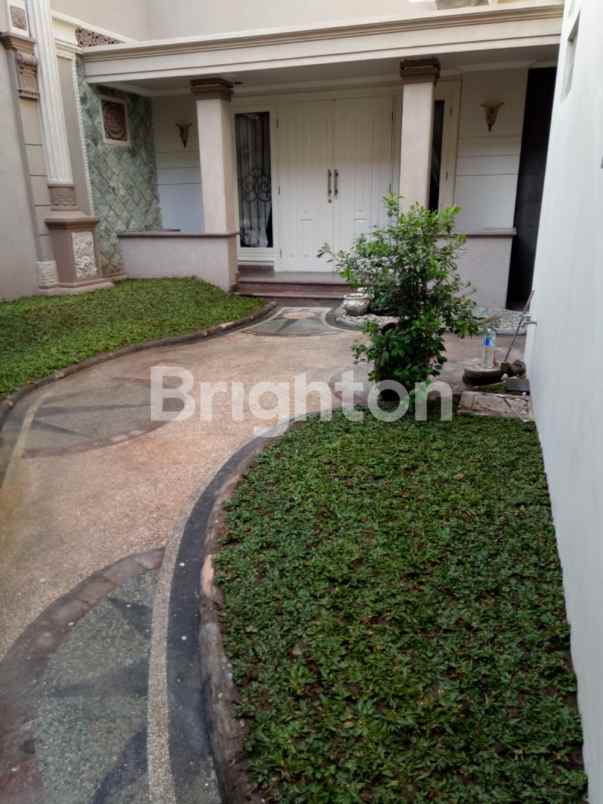 dharmahusada indah row jalan 3 mobil semi furniture