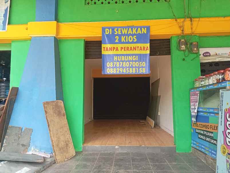 di sewakan 2 kios depan belakang