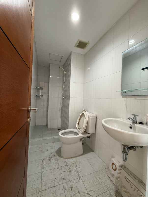 dijual apartemen apartement gunawangsa tidar