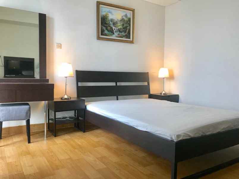 dijual apartemen boulevar gading serpong