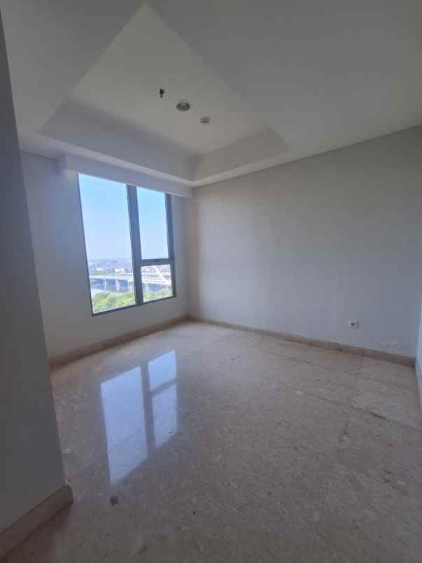 dijual apartemen jalan pantai indah utara