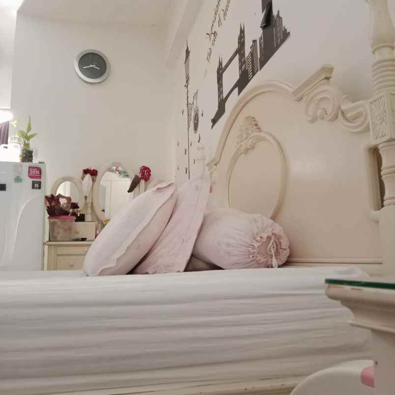 dijual apartemen jl menur pumpungan