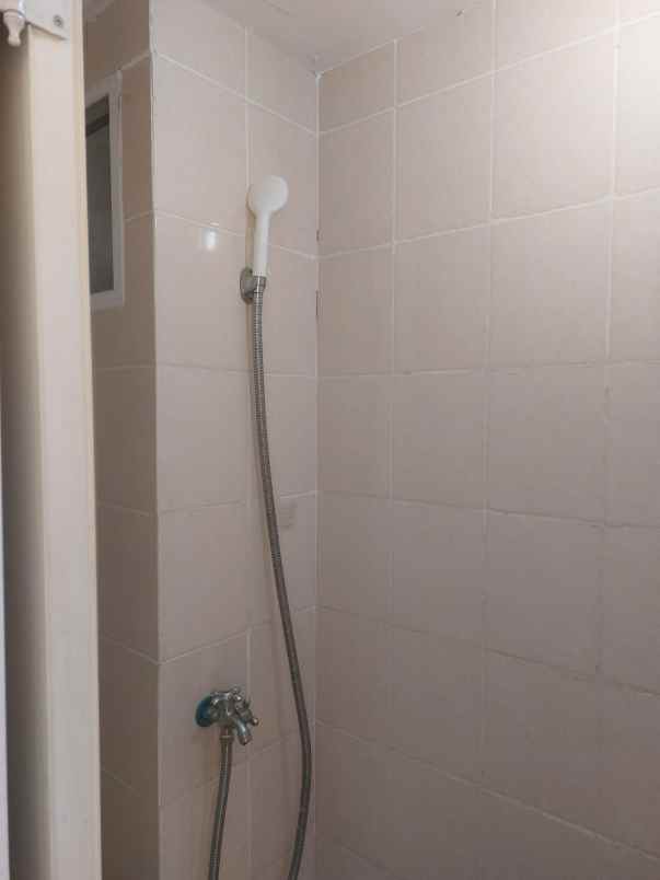 dijual apartemen jl pesanggrahan raya no 88