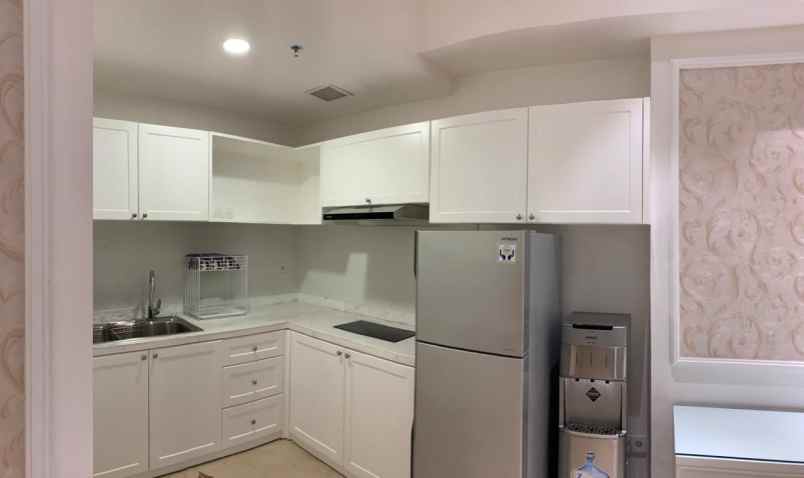 dijual apartemen the peak