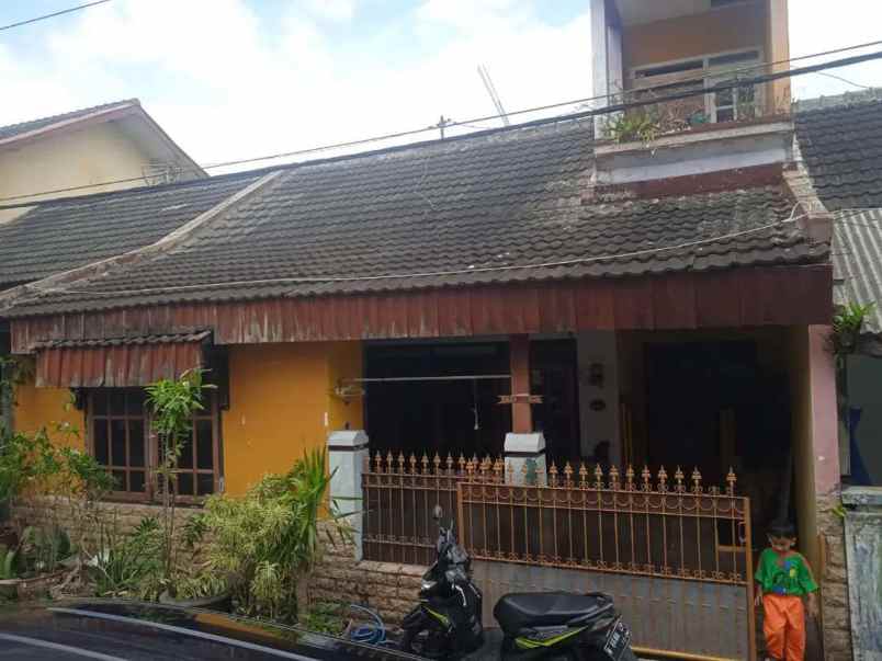 dijual cepat rumah di joyogrand full pagar kanopi