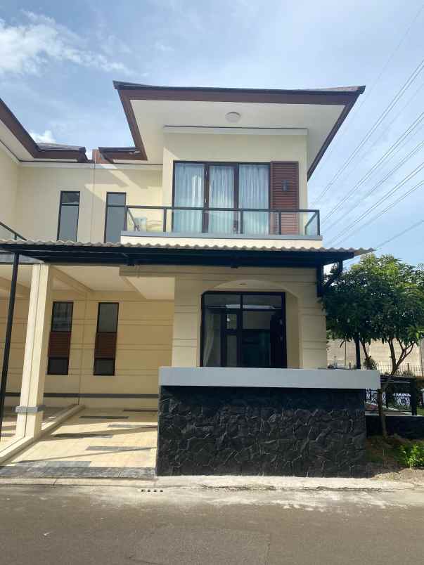 dijual cepat rumah hook lavon swan city tangerang