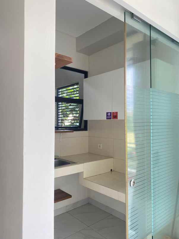 dijual cepat rumah hook lavon swan city tangerang