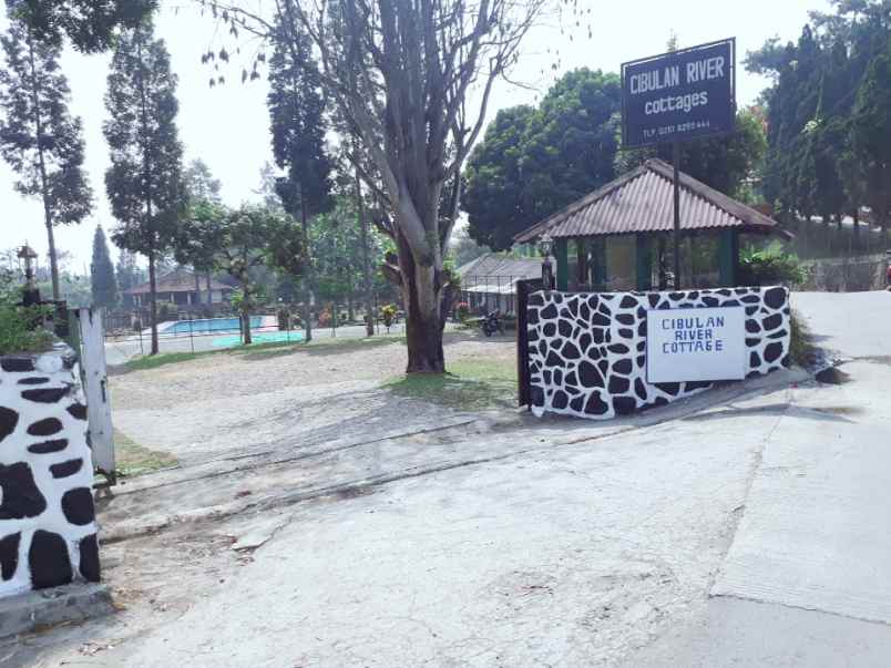 dijual cibulan river cottage lokasi cisarua kab