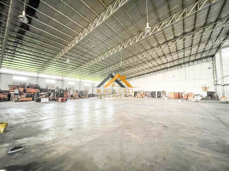 dijual gudang kim 2 jalan pulau solor