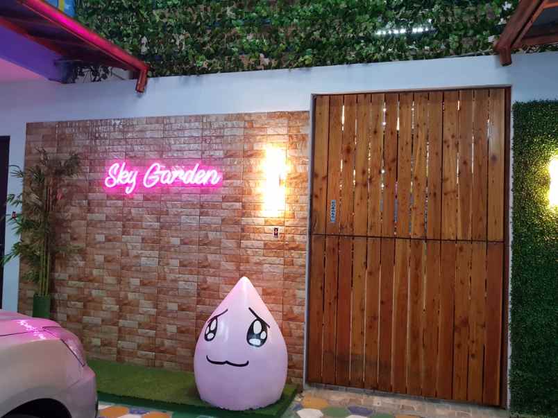 dijual hotel hotel sky garden di jln