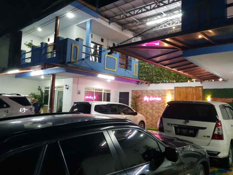 dijual hotel hotel sky garden di jln