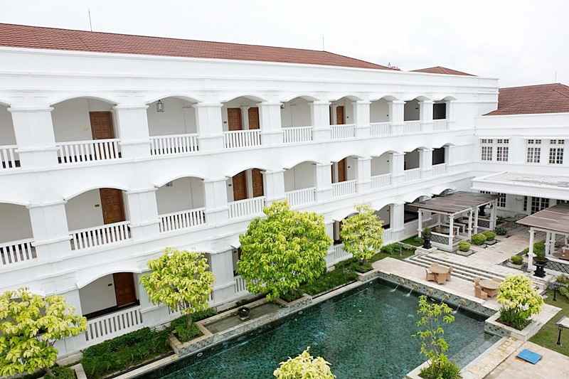 dijual hotel jl gianti no 14