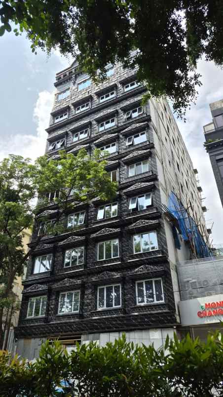 dijual hotel melawai raya