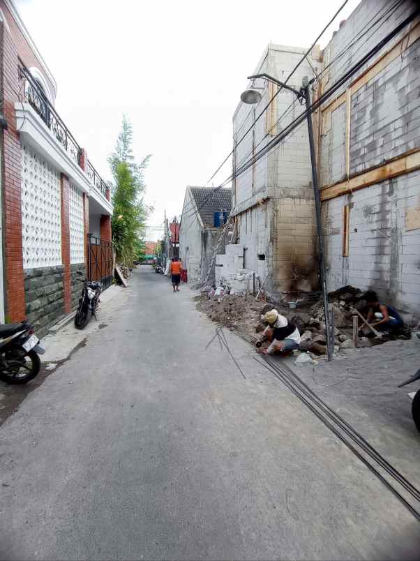 dijual kost condong catur