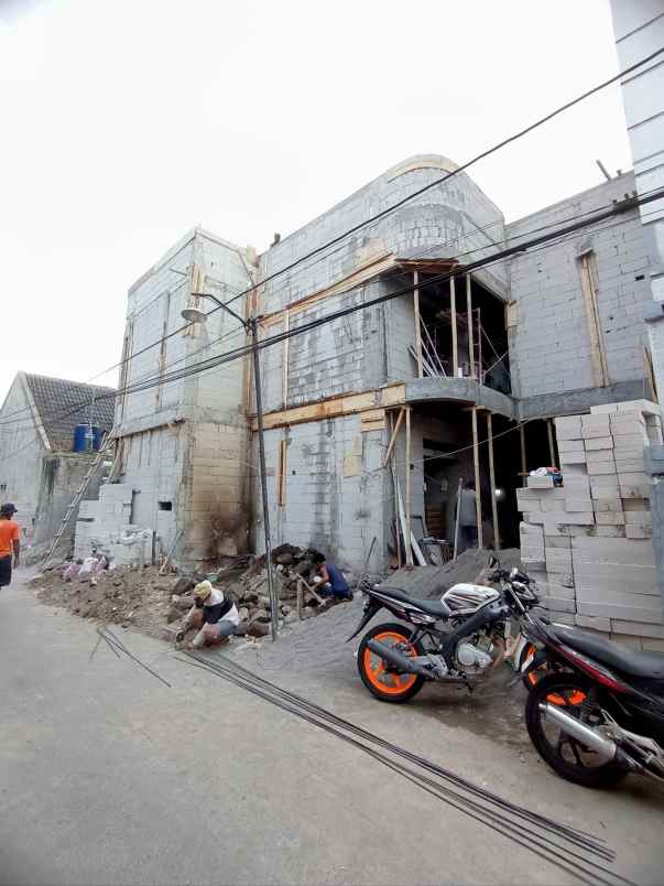 dijual kost condong catur