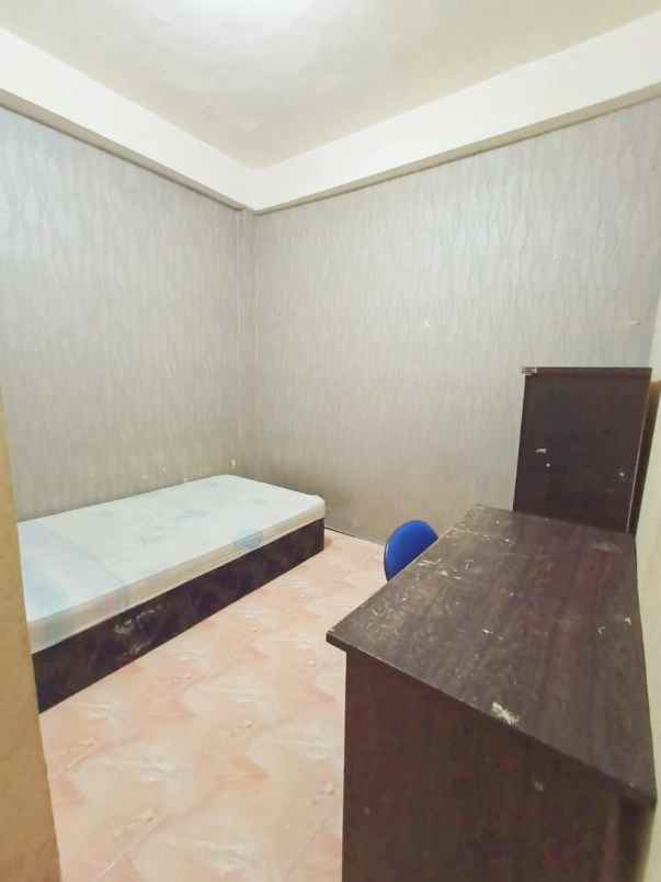 dijual kost jl alpukat tanjung duren