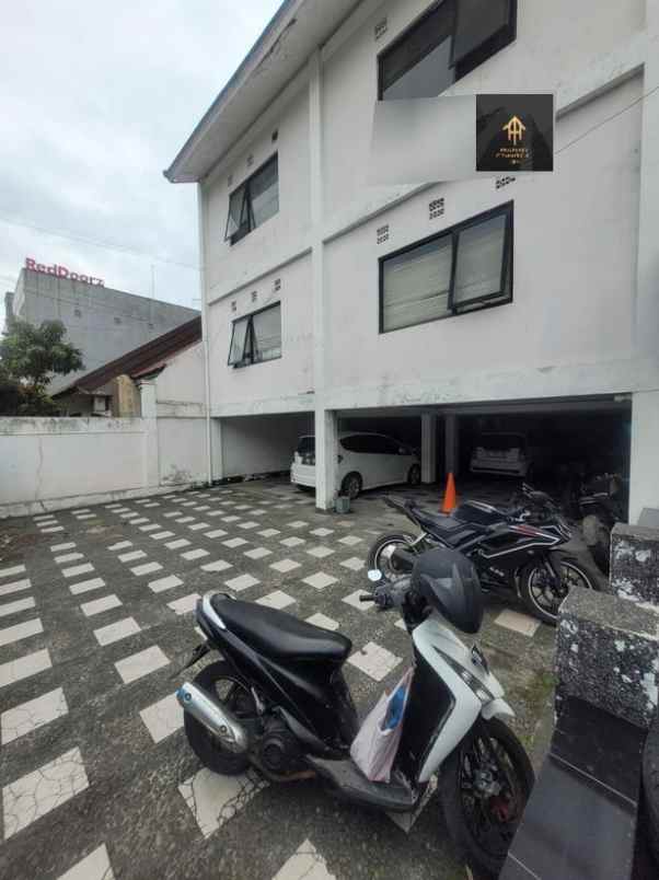 dijual kost jl cijagra buah batu