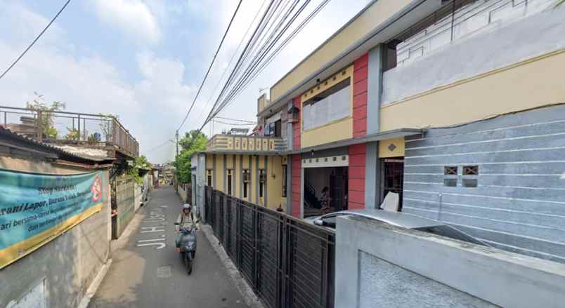 dijual kost jl h usman rempoa ciputat