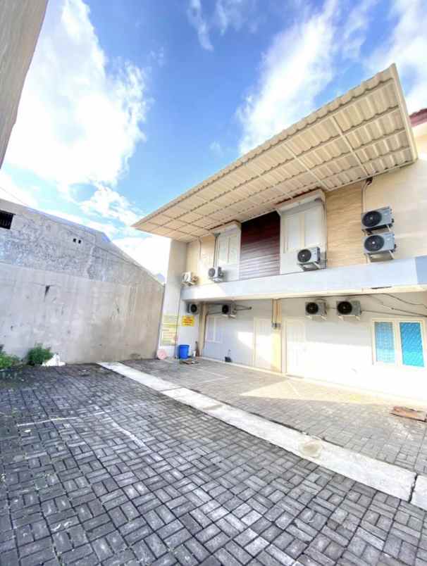 dijual kost jl siwalankerto timur