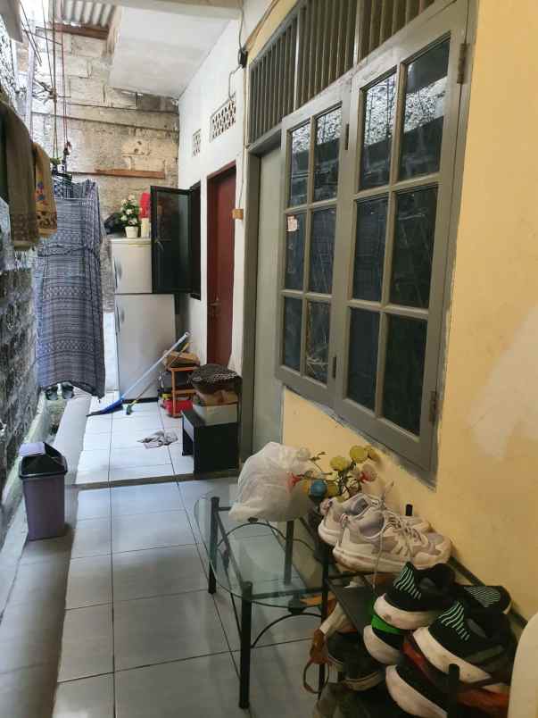 dijual kost kampus stan jurang mangu timur