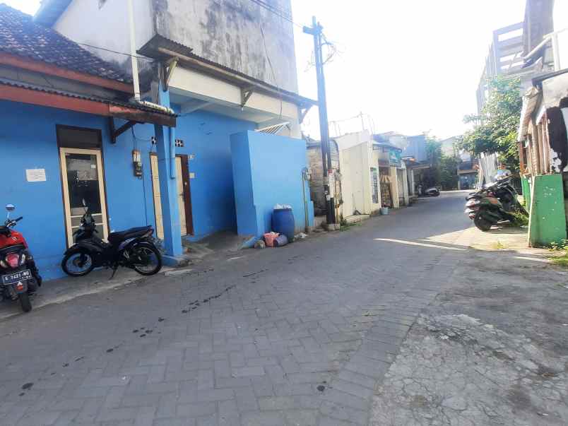 dijual kost karang malang