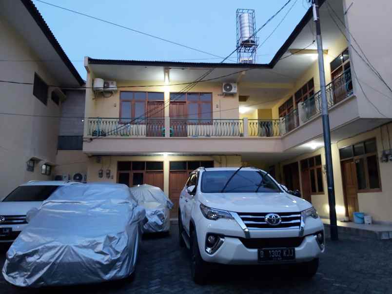 dijual kost rumah kost di jl karet