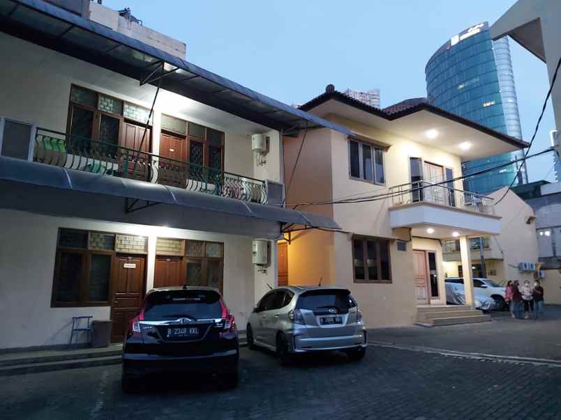 dijual kost rumah kost di jl karet