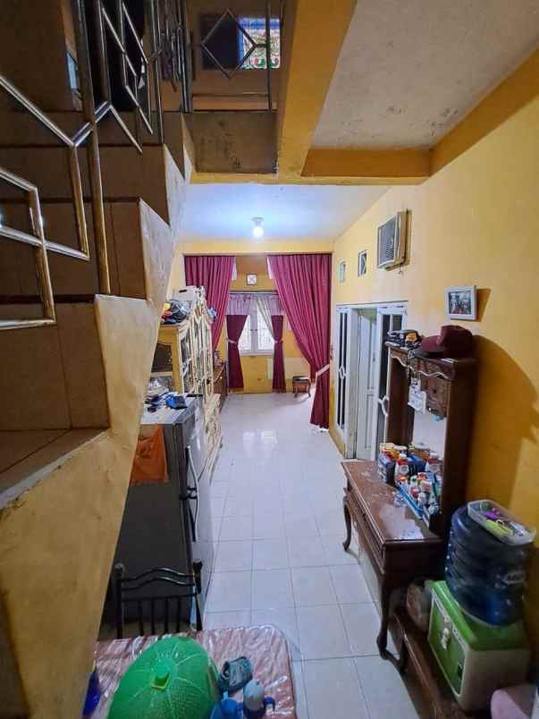 dijual murah rumah 2 lantai dekat stasiun bekasi kota